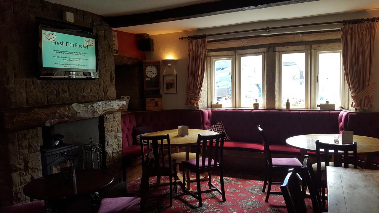 Hotel The Rose And Crown Huddersfield Exterior foto
