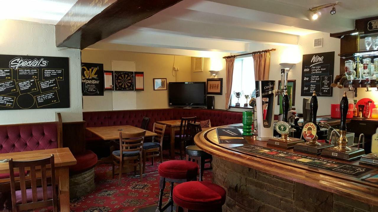 Hotel The Rose And Crown Huddersfield Exterior foto